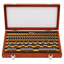 Mitutoyo 81-piece AS-1 rectangular steel gage block set, part number 516-903-26, in solid wooden case