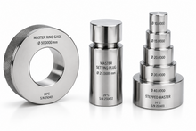 Master ring gage with master setting plug and stepped setting master